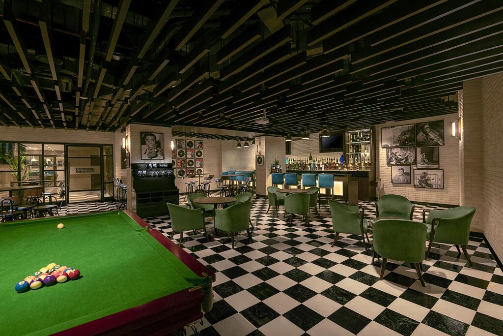 Lemon Tree Premier Mumbai Intl. Airport,Mumbai Airport, Mumbai,,5 star